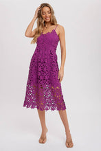 Load image into Gallery viewer, Crochet Lace Mid Dress
