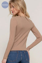 Load image into Gallery viewer, Beige Faux Fur Lined Long Sleeve Crew Neck Seamless Top
