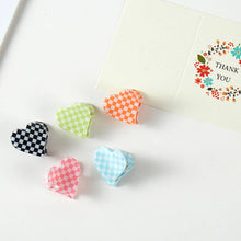 Load image into Gallery viewer, Checkered Heart Assorted Color Claw Hair Clip Set
